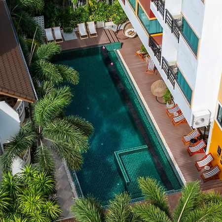 Buasri Boutique Patong Hotel Exterior foto