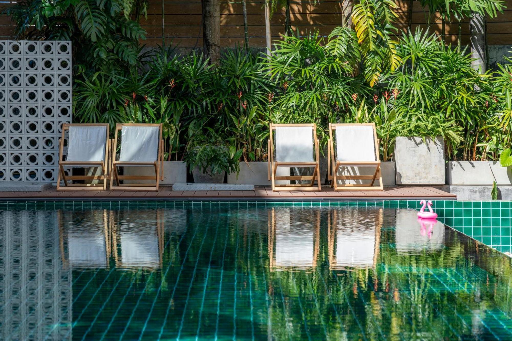 Buasri Boutique Patong Hotel Exterior foto